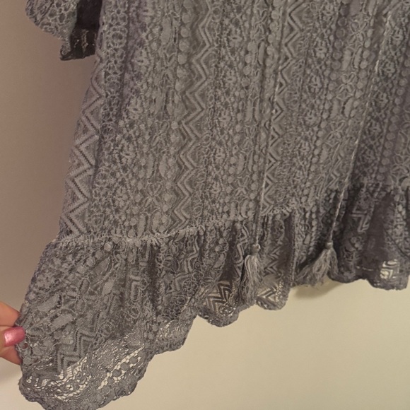 Cupio Charcoal Lace Blouse - Picture 5 of 7